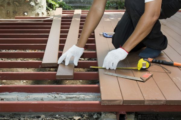 Cost of Custom Deck Installation in Holly Springs