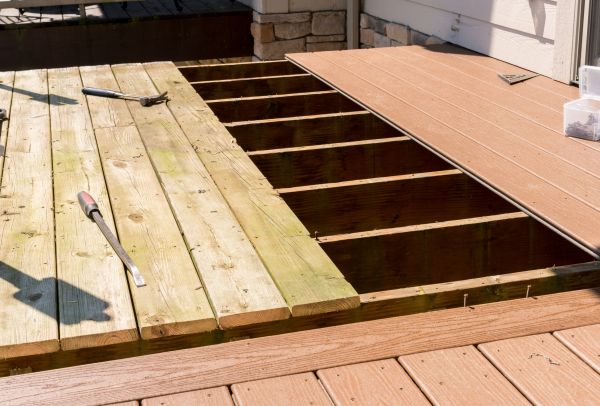 Cost of Deck Floor Replacement in Holly Springs
